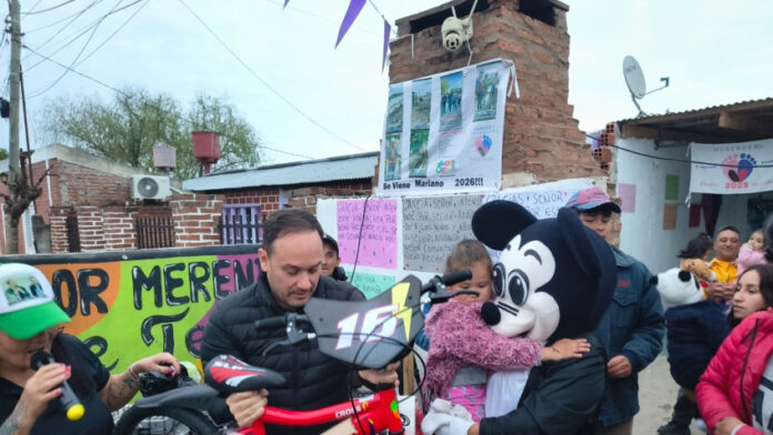 festejo_dia_del_nino_merendero_piecitos_descalzso_del_barrio_esperanz