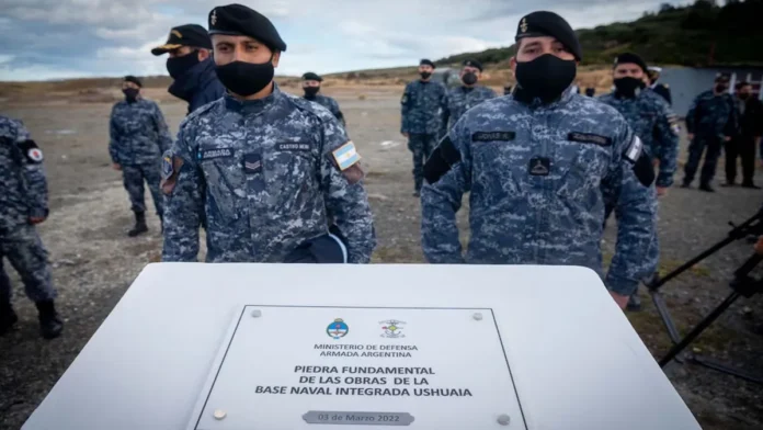 piedra-fundamental-base-tierra-del-fuego
