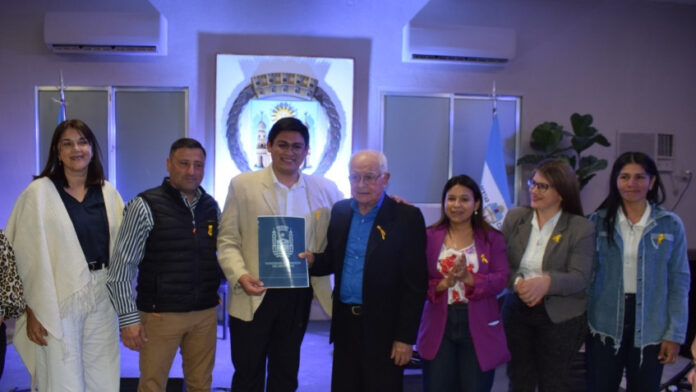 reconocimiento_a_ramon_sosa_en_el_hcd