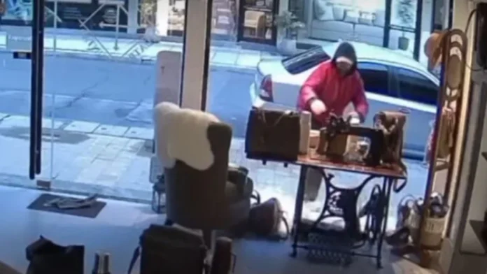1791203257702