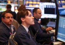 Cayeron las acciones y los bonos argentinos y subió el riesgo país, atados al efecto Brasil