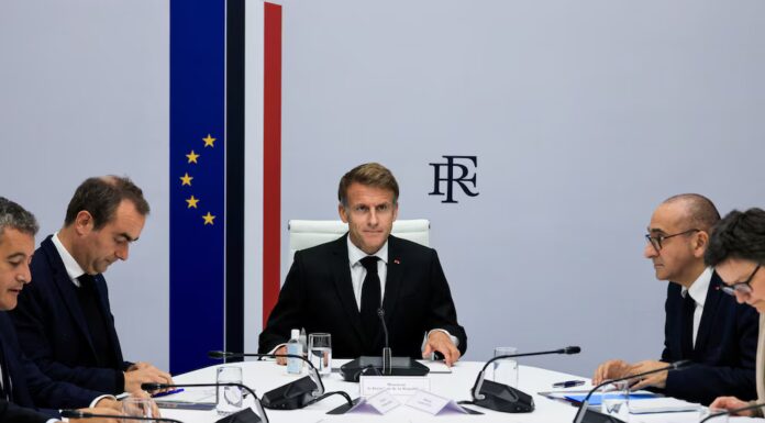 Macron prometió hacer rendir cuentas a quienes “intentaron derrocar la República” durante las violentas protestas en Francia