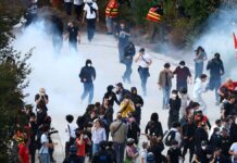Más de 450.000 personas marcharon en Francia y crece la tensión por las protestas estudiantiles