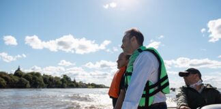 Itatí: El Gobernador continúa recorriendo las zonas afectadas por la crecida del Paraná