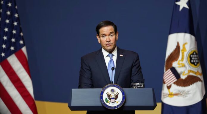 Marco Rubio negó que Estados Unidos haya ayudado a Flávio Bolsonaro a escapar de Brasil